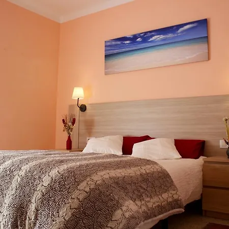 Chalet La Brisa 普拉加德阿罗